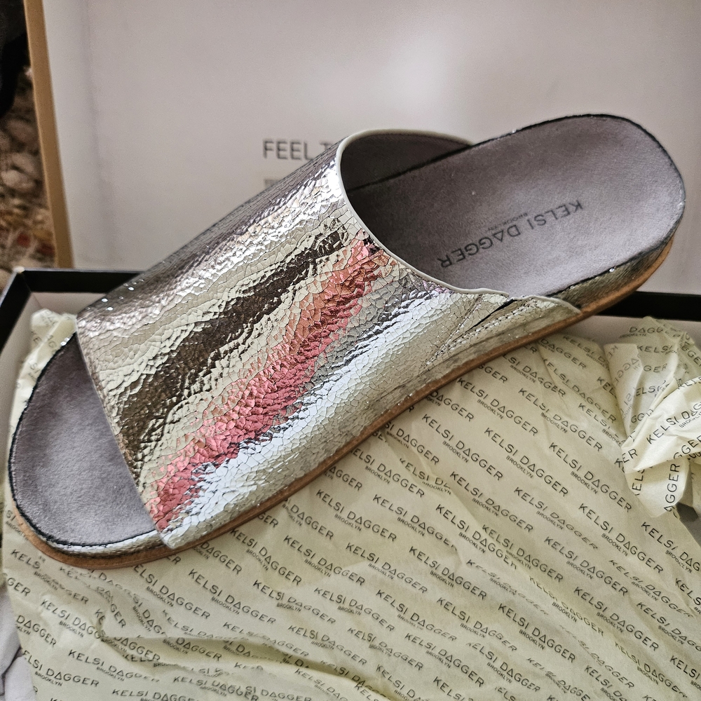 Kelsi Dagger Silver Leather Matillac Slide NWT♡Brand New W|box♡